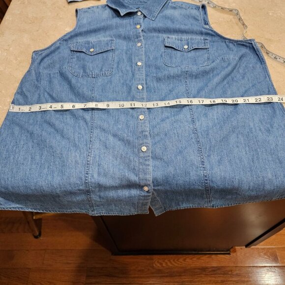 Talbots Woman Chambray Vest Pockets Blue Denim Look Size 18W - Picture 4 of 6